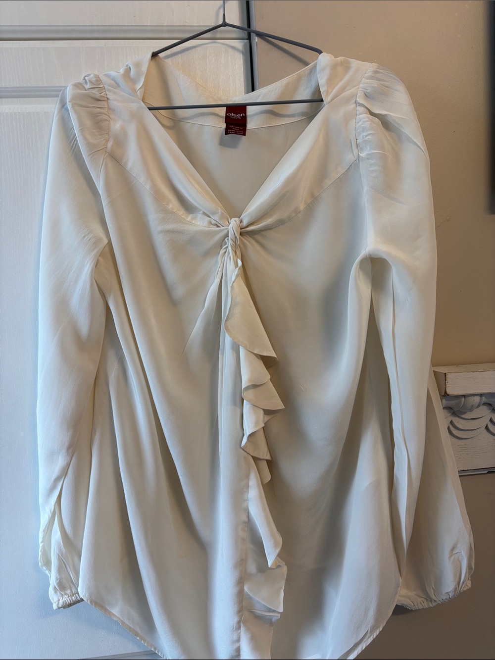 Olson silk blouse  21” ptp